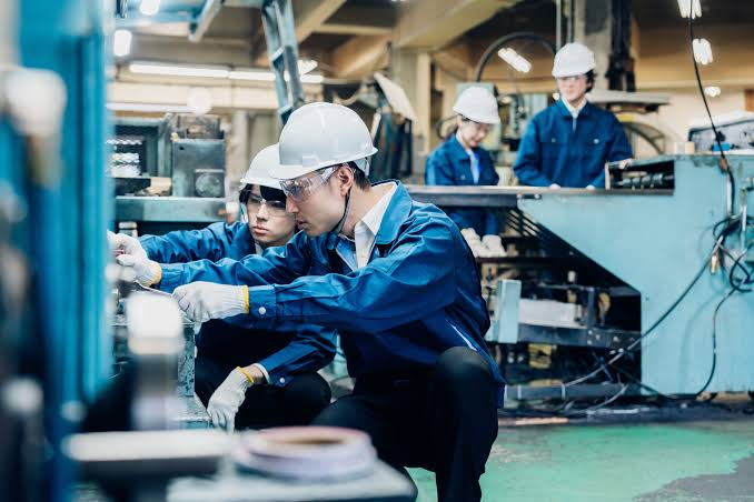 Professionele toepassingen bij GBL kopen legaal voor grondige onderdelenreiniging